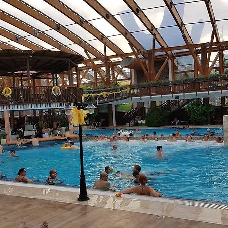 Chata U Vinara Milana, Tatralandia Liptovský Mikuláš Exterior foto